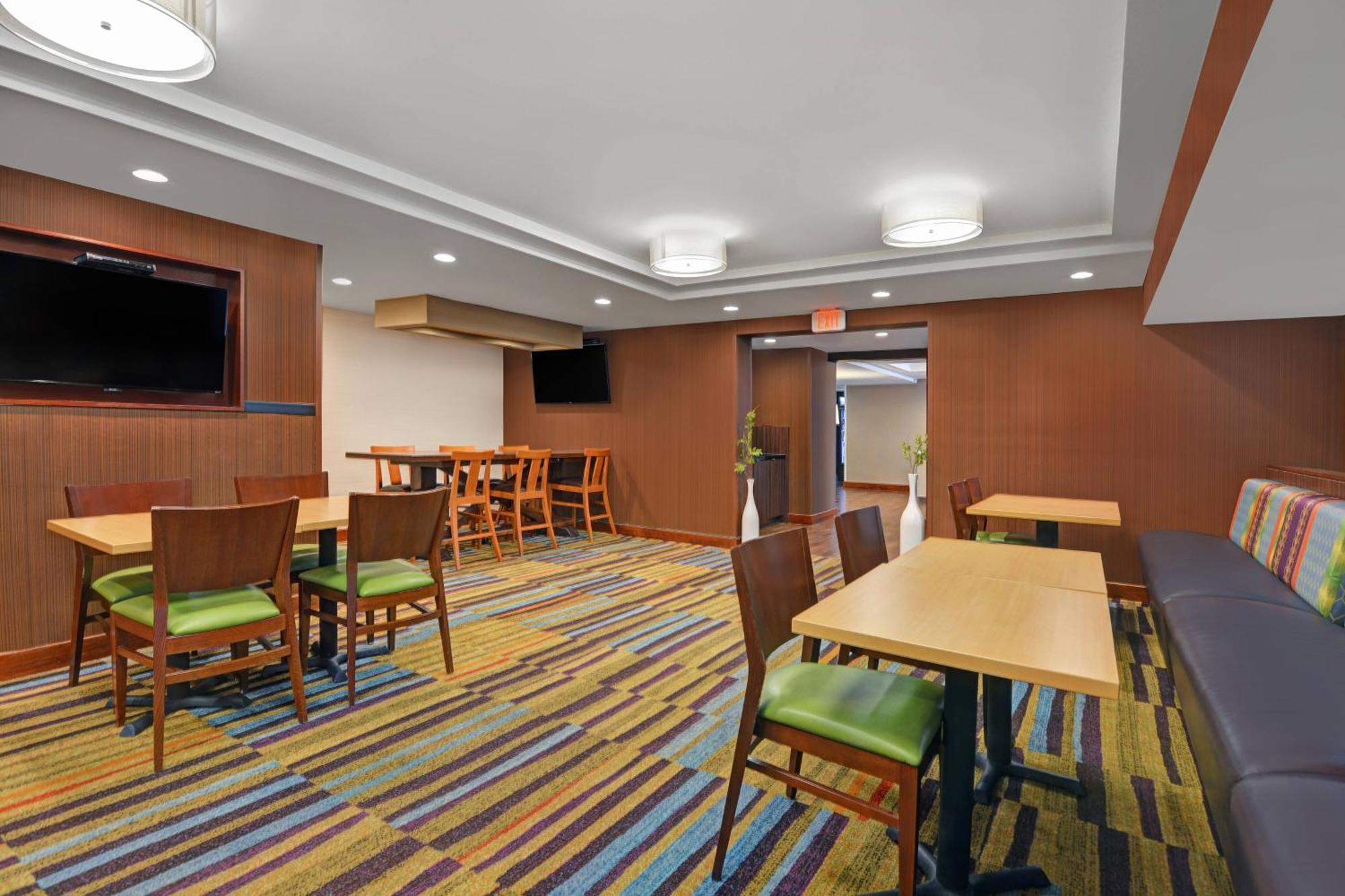 Fairfield By Marriott Inn & Suites Wallingford New Haven Exterior foto